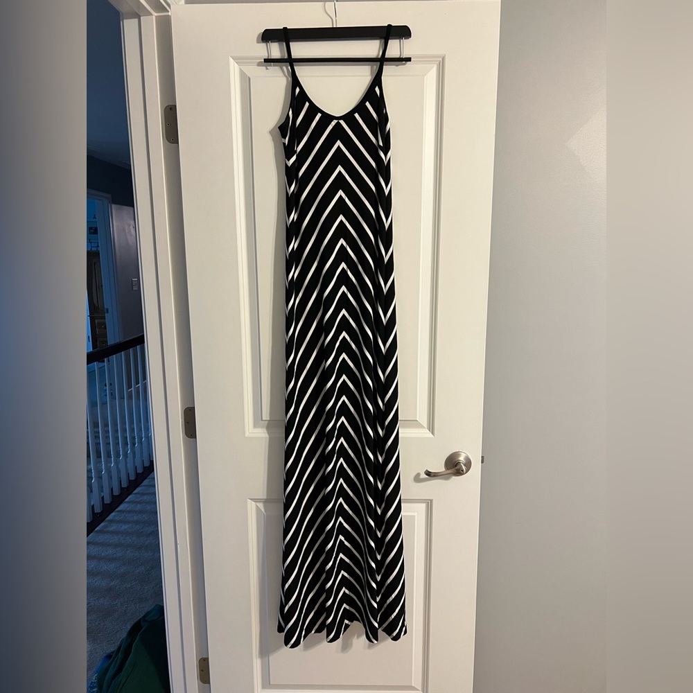 XS, black & white, Ann Taylor, maxi dress, spaghetti strap